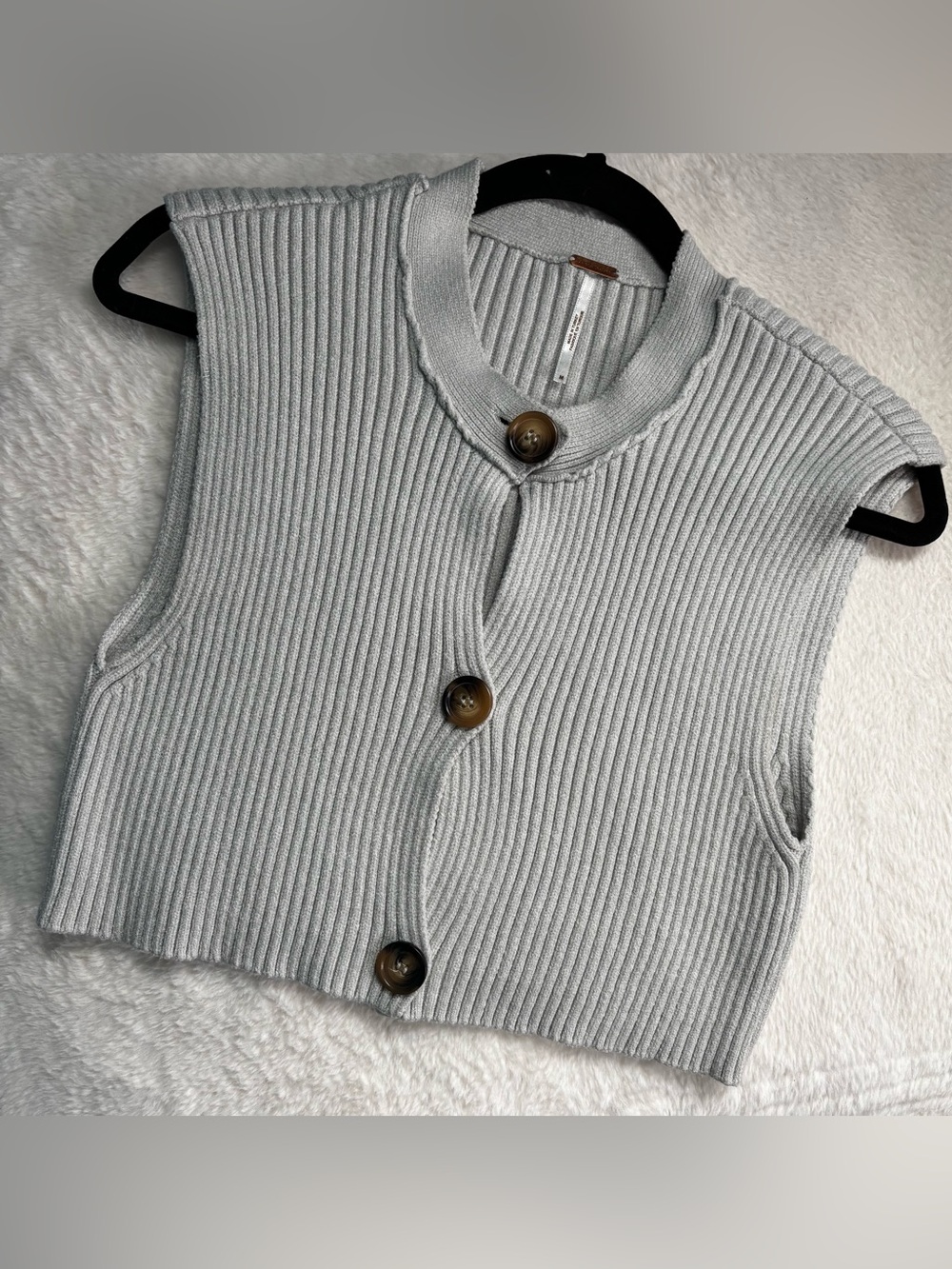 Free People Light Gray Ribbed Cropped Button-Up Sweater Vest